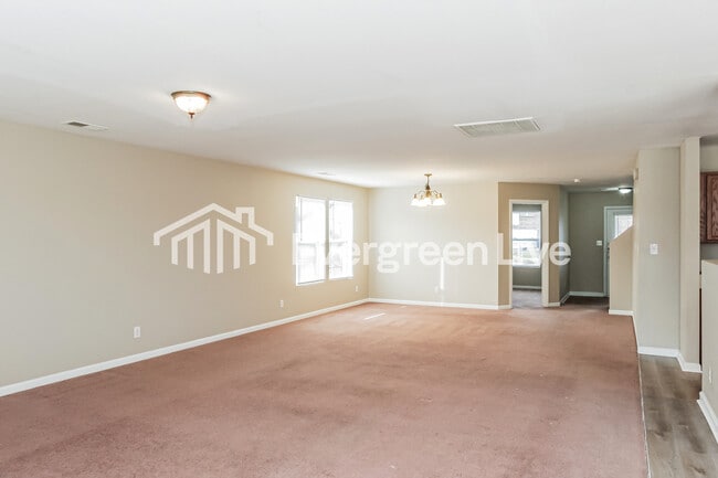 Building Photo - 212 Sagebrook Dr