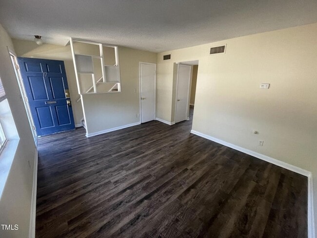 Building Photo - 120 Byrum St