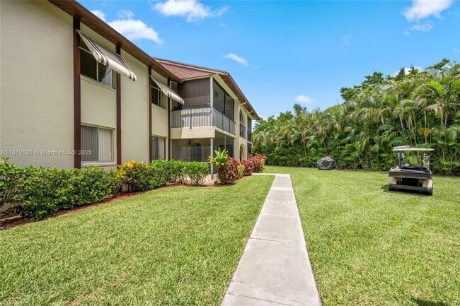 Building Photo - 5839 La Pinata Blvd