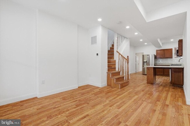 Foto del edificio - 3126 Remington Ave
