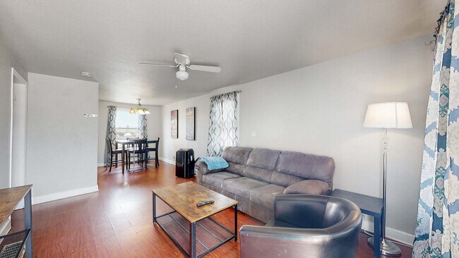 Building Photo - 7388 Oneida Dr