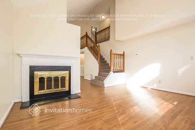 Foto del edificio - 1675 Watercrest Cir