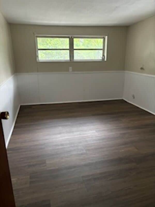 Building Photo - 1335 Lake Drive