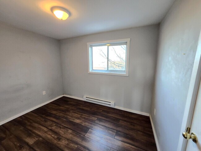 Photo du bâtiment - 196 King St E