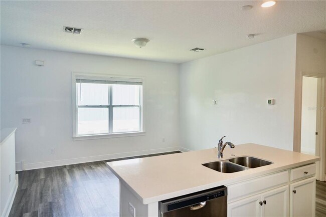 Foto del edificio - 8917 Sperry St