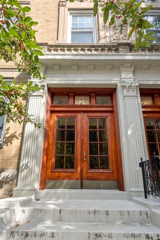 Foto del edificio - 132 Sewall Ave