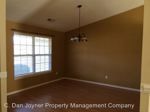 Building Photo - 3702 Ballenger Rd