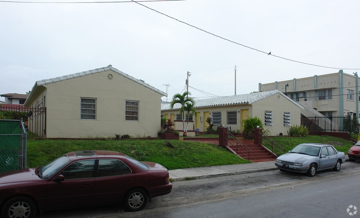 Foto del edificio - 430 SW 6th Ave