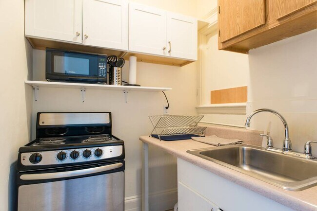 Building Photo - 1318 Commonwealth Ave