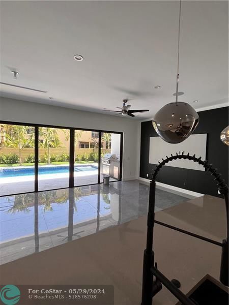 Foto del edificio - 1620 NE 5th Ct