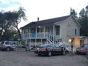 Building Photo - 901 Furman Ave