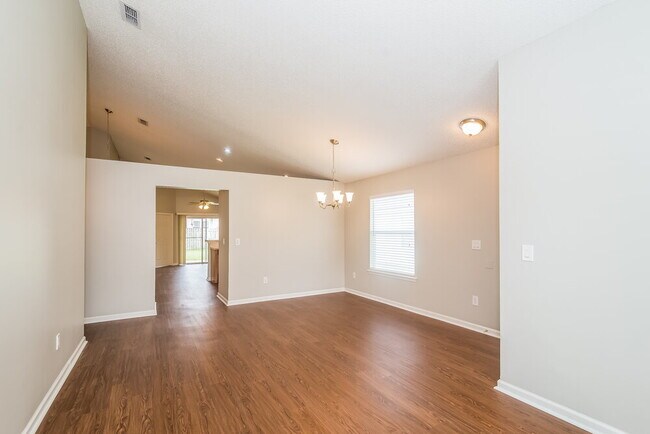 Building Photo - 2929 Piedmont Manor Dr