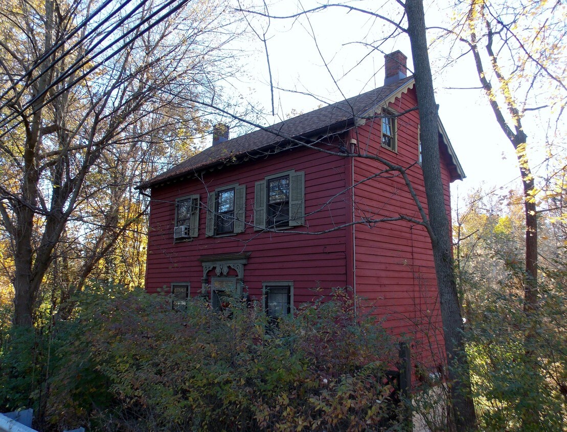 Building Photo - 6502 York Rd