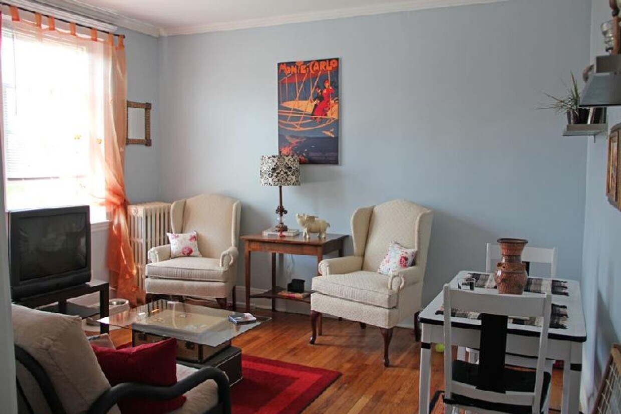 1 Bedroom Apt - Brighton - NO BROKER FEE - 1 Bedroom Apt - Brighton - NO BROKER FEE