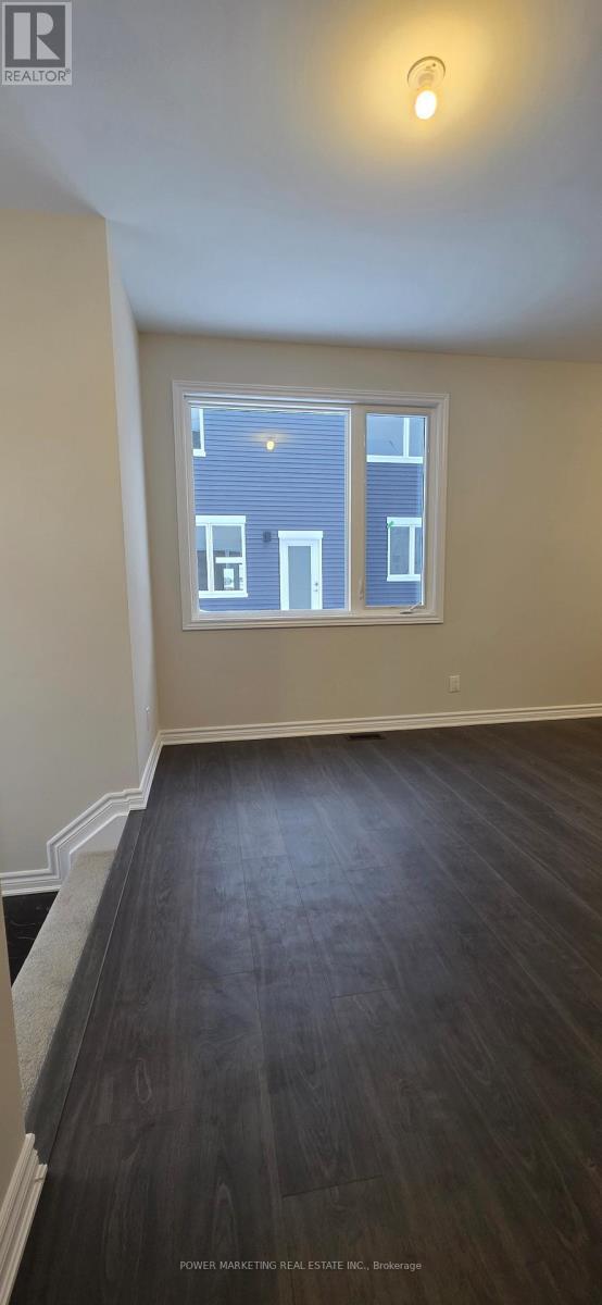 Photo du bâtiment - 186 Ryan Reynolds Wy