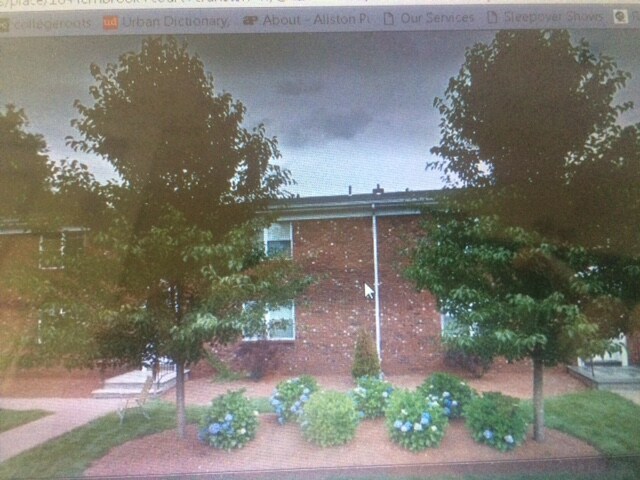 Foto principal - 16 Fernbrook Ct