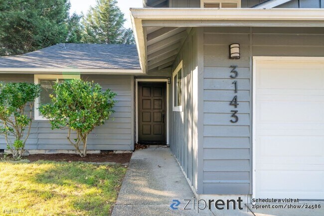 Foto del edificio - 3 br, 2 bath House - 3141 SE Stott Cir, Tr...