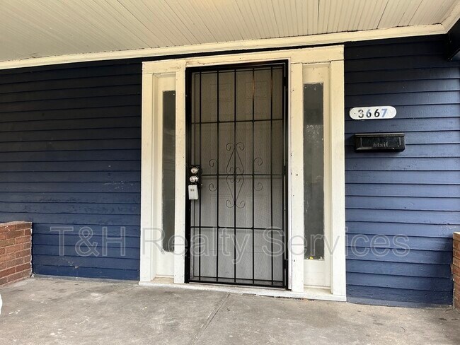 Foto del edificio - 3667 Birchwood Ave