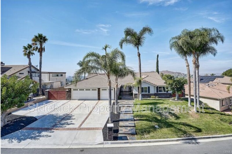 Foto principal - 5431 Skyloft Dr