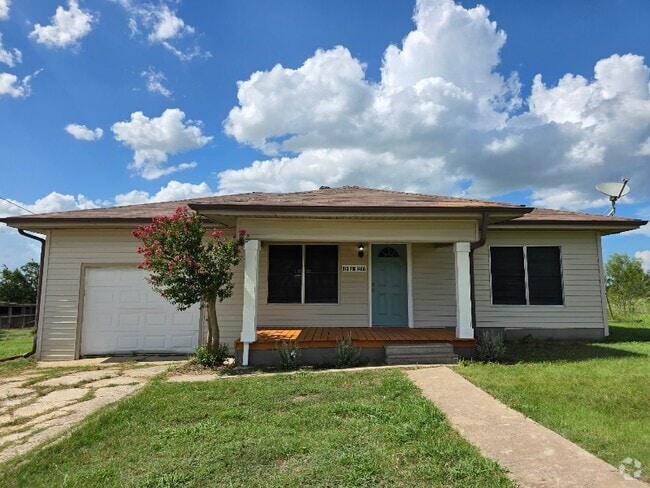 Building Photo - 615 FM 1466