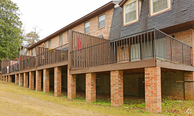 Foto del edificio - Dewberry Downs Townhomes