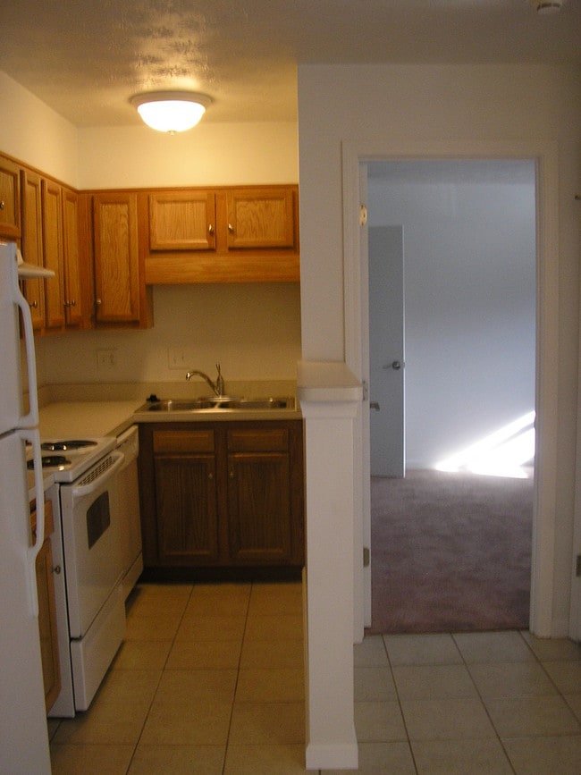 Building Photo - Patriot on the Tyler (FKA Tyler)