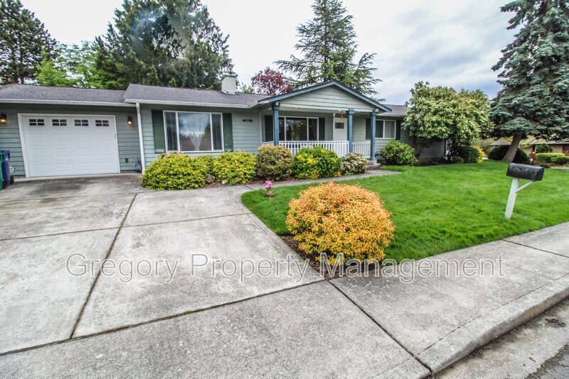 Foto principal - 14204 82nd Ave NE