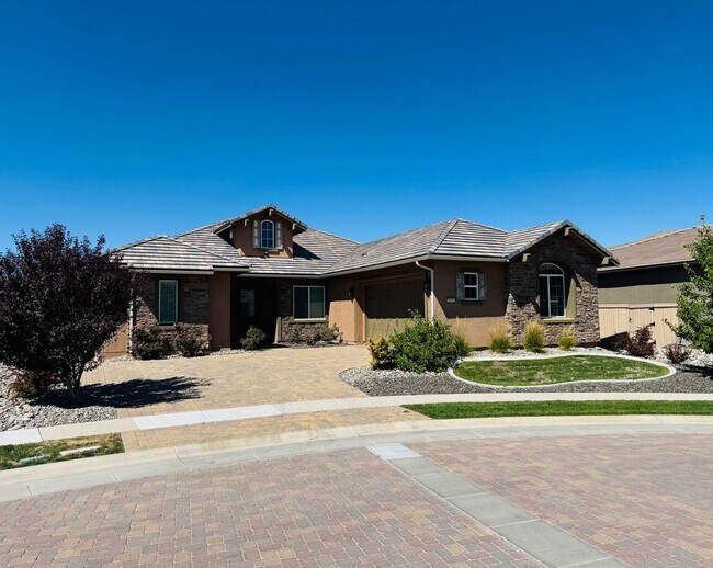 Foto del edificio - Executive Luxury Rental in South Reno