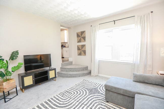 Photo - 3820 Essex Cir Townhome