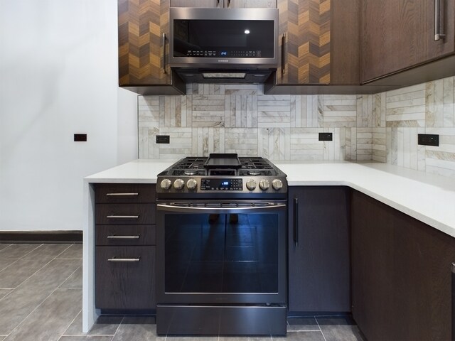 Building Photo - 4026 S King Dr