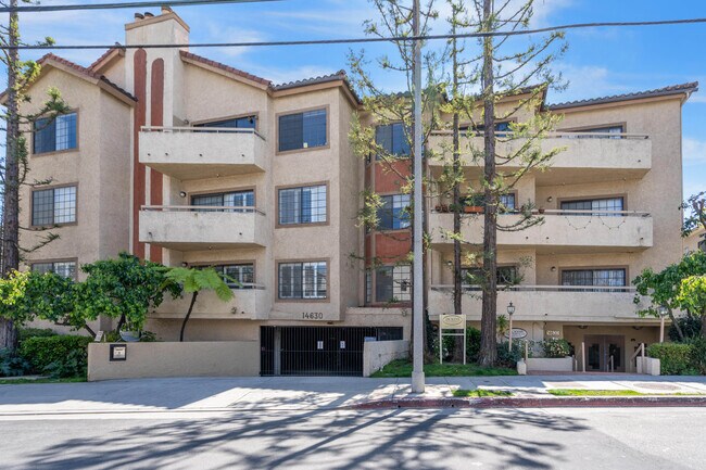 Building Photo - 14630 Dickens St