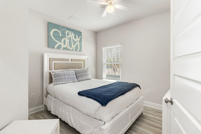 Building Photo - Brand New 5BR 3BA Home in Port St. Joe- Ju...