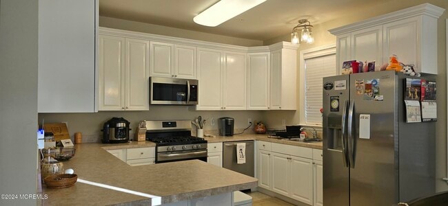 Building Photo - 713 Mill Pond Wy