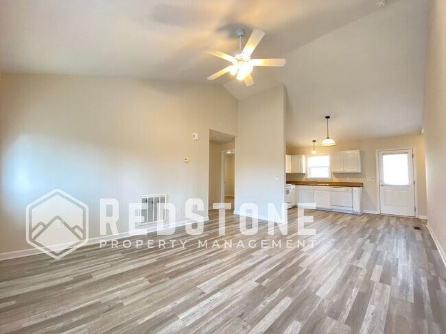 Foto del edificio - 3903 Johns Creek Dr