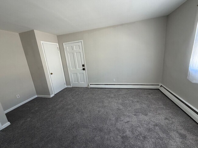 Foto del edificio - 1 Bed/1 Bath Apt in Lansdale - Walk to Regional Rail & Shopping / Dining