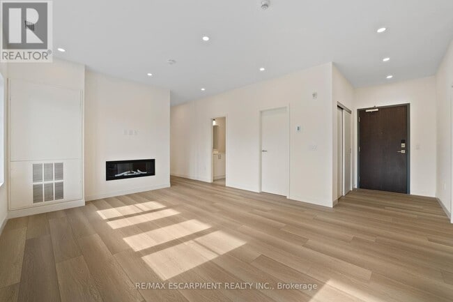 Photo du bâtiment - 123 Lincoln St