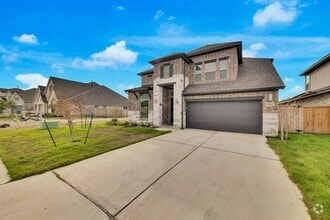 Building Photo - 14400 Kira Ln