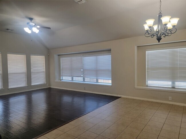 Foto del edificio - 628 Nemitz St