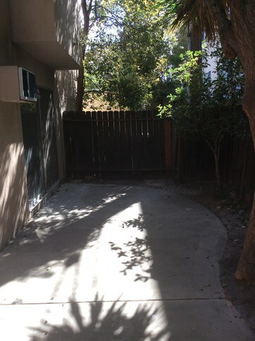 Foto del edificio - 521 N Flores St