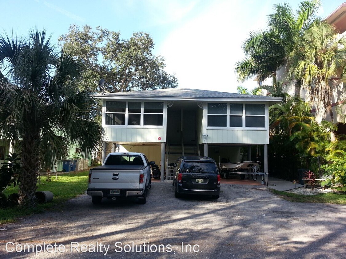 Primary Photo - 2 br, 1 bath House - 255 Mango St.