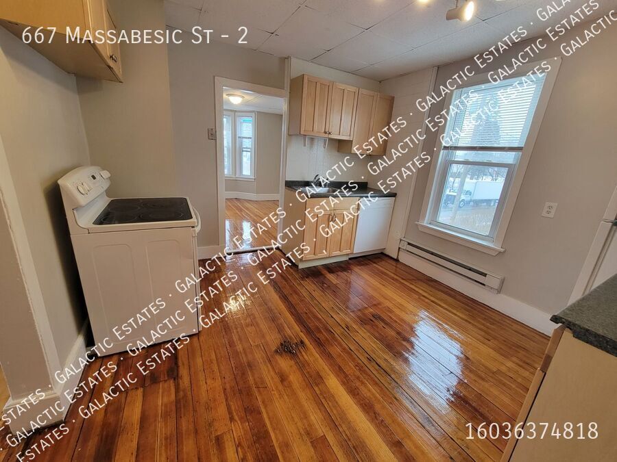 Foto principal - 2 bedroom 1 bath east side Manchester NH 2...