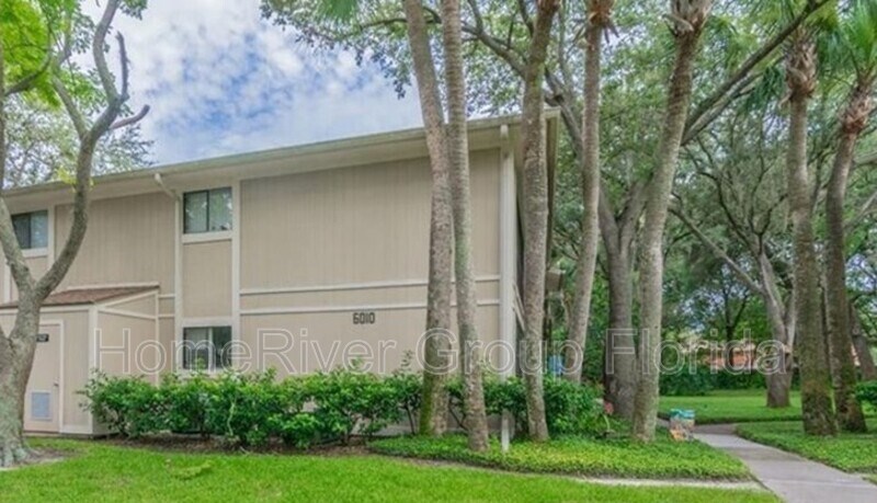 Primary Photo - 6010 Laketree Ln