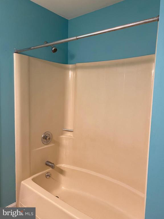 Foto del edificio - 439 Glassboro Rd