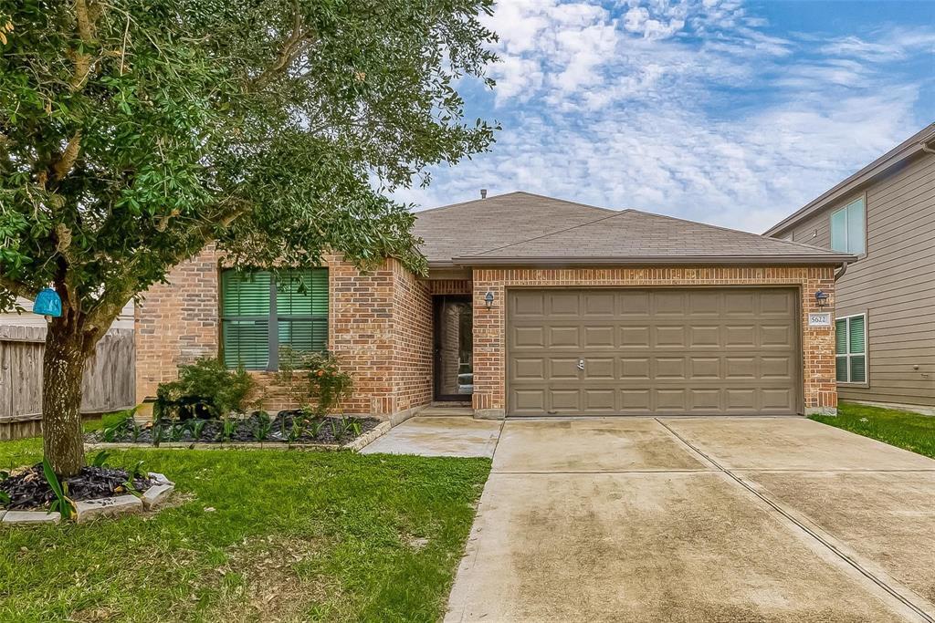 Foto principal - 5622 Armillary Dr