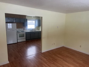 Building Photo - 12642 Sharon Lynn Dr