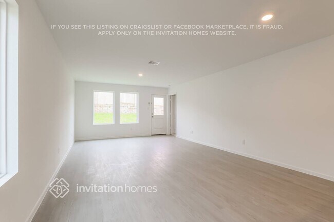Building Photo - 15211 Abella Dr