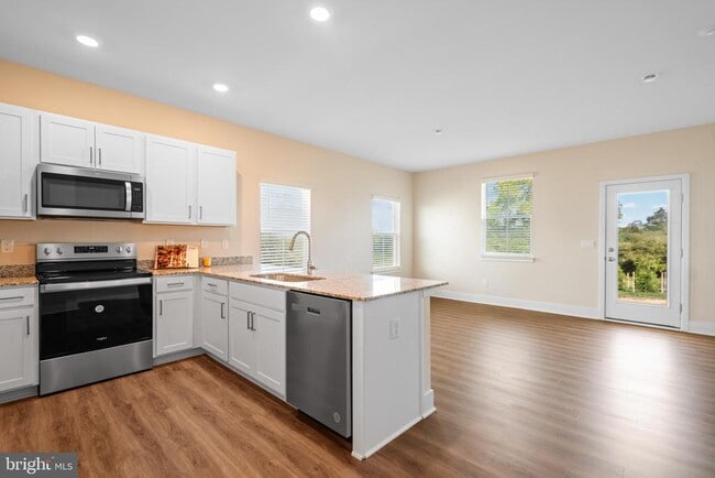 Building Photo - 112 Hopi Pl