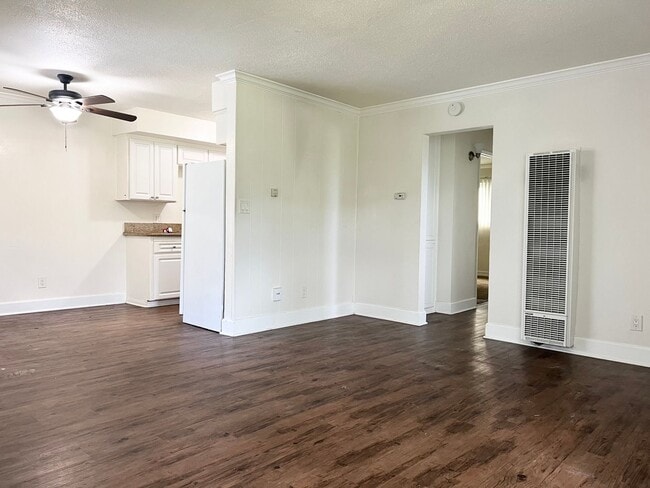 Foto del edificio - Bright 2 bed 1 bath in Pacific Beach