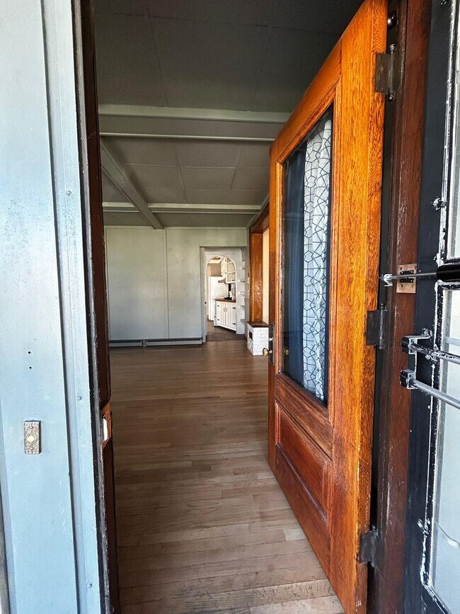 Foto del edificio - 308 North Blakely Street