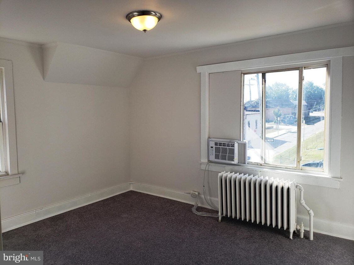 Primary Photo - 100 PATAPSCO Ave